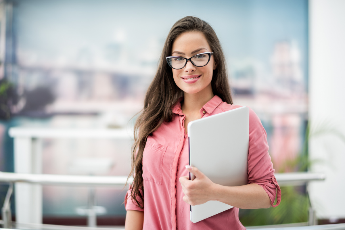 The ambitious businesswoman: A forgotten species in fashion_Dr. Kerstin Brehm_The Friday Fix Newsletter